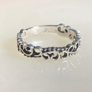 NWOT Abstract Minimalist Ring Antique Silver Tone Size 6.5